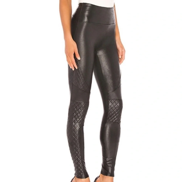 SPANX Pants - SPANX Quilted Puff Black Leggings Size Large